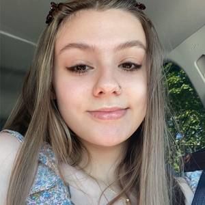 Meet your Posher, Alyvia